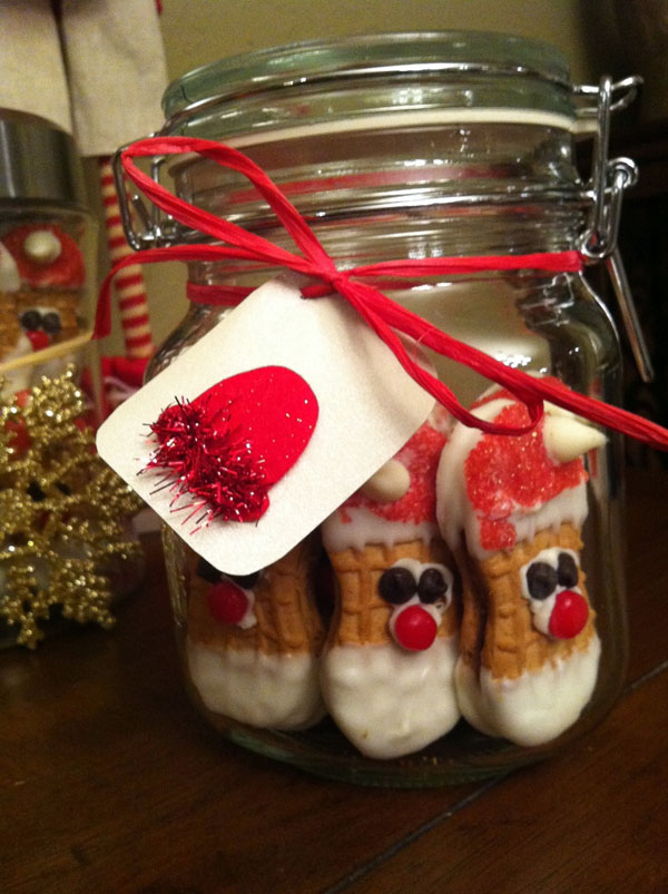 Craftaholics Anonymous®  Neighbor Christmas Gift Idea