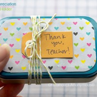 Teacher appreciation gift idea - turn an Altiods can into a gift card holder!