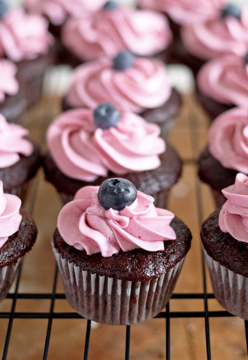 Craftaholics Anonymous® | Chocolate Cupcakes with Blueberry Buttercream